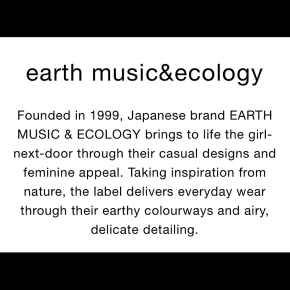 Beautiful and So Soft Tan Cardigan Sweet Buttons - Picture 4 of 8